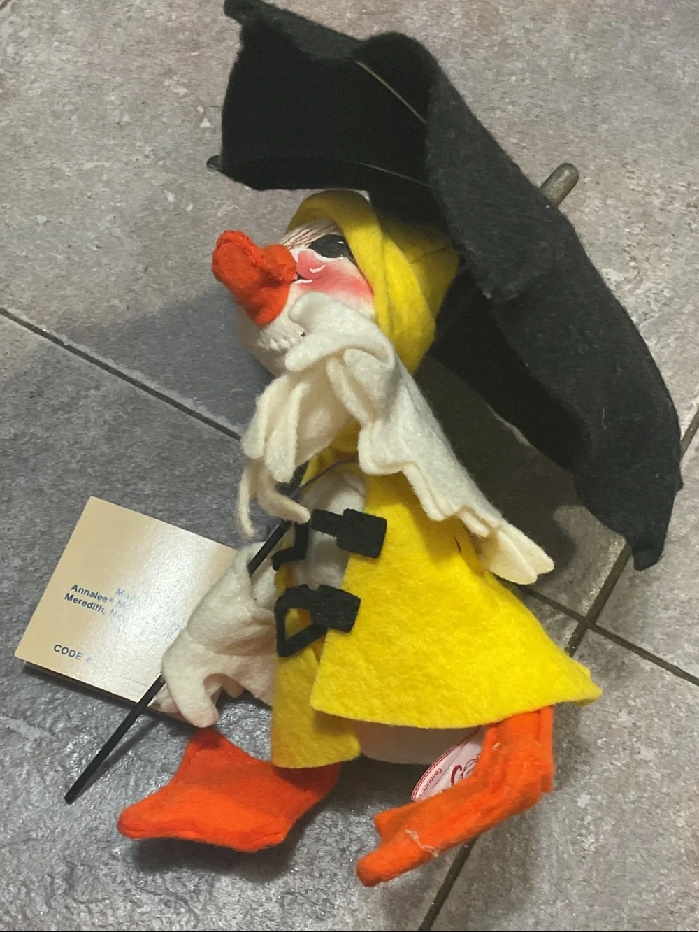 Annalee Yellow Duckling with Black Umbrella and Orange Feet